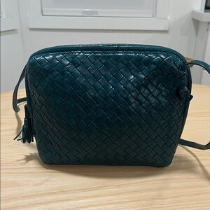 Bottega Veneta Italy leather classic Woven Crossbody Bag zipper